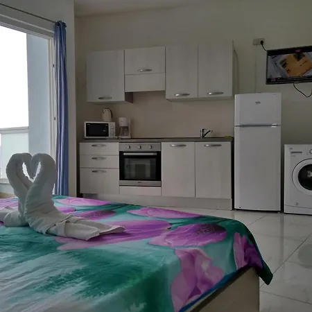 Prholidays Fantastic Location Apartman *